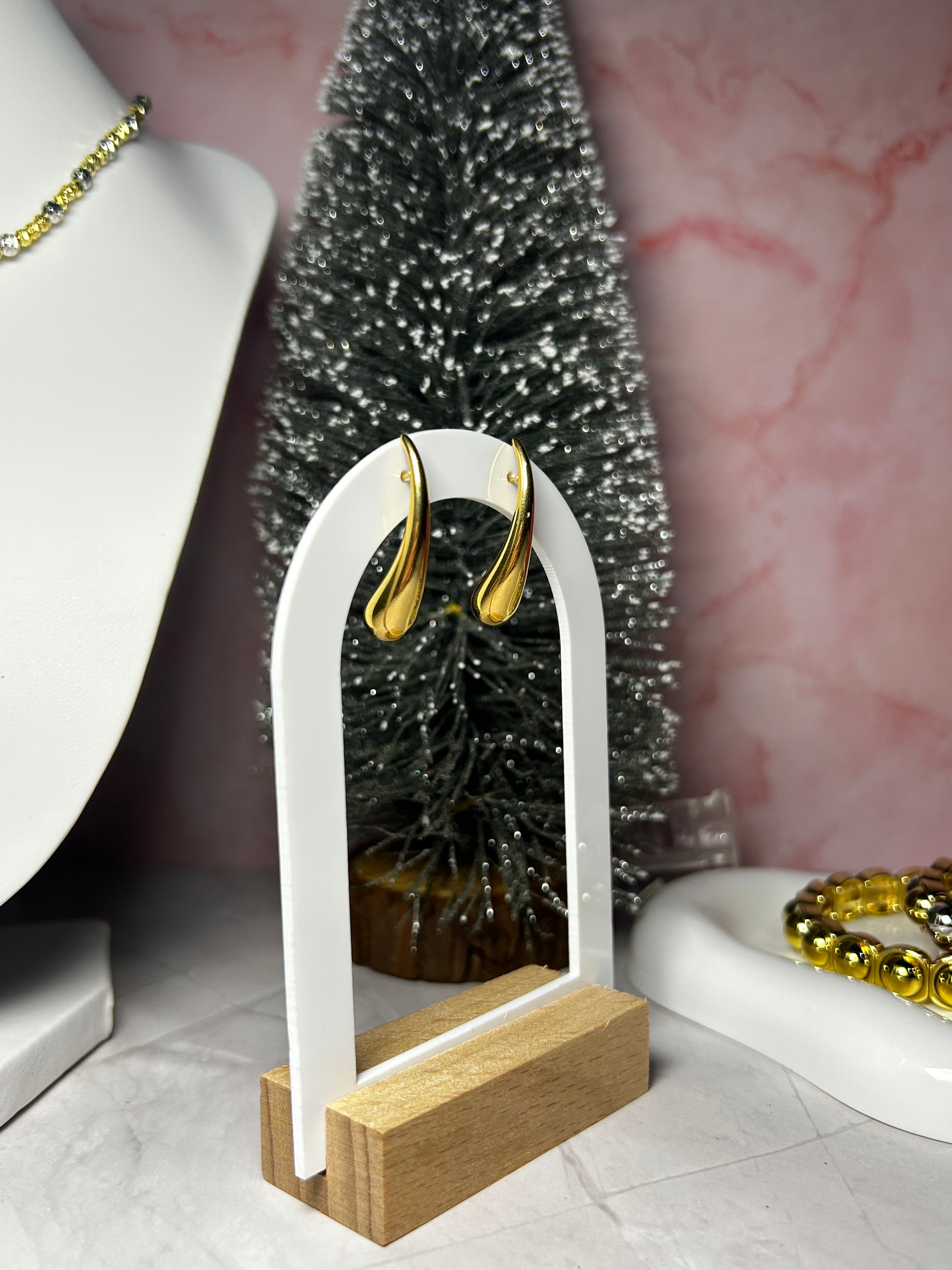 Aretes de Gota Alargada Dorada