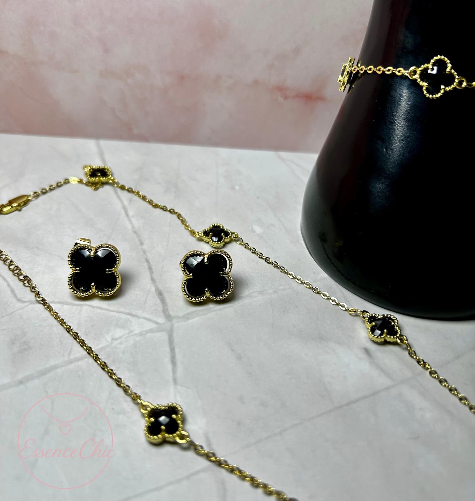 Set Collar, Aretes y brazalete Trébol Negro En Cristal ✨