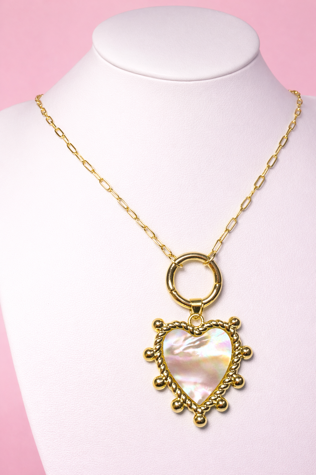 Collar Largo Corazón Blanco Perla Tornasol 🤍
