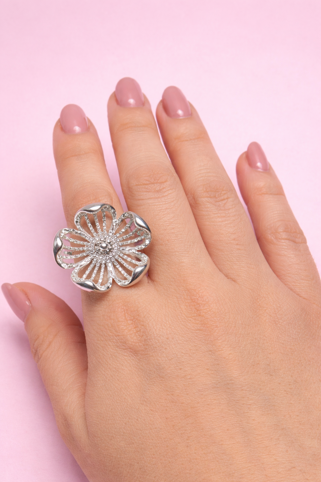 Anillo Flor ✨ Dorado o Plateado