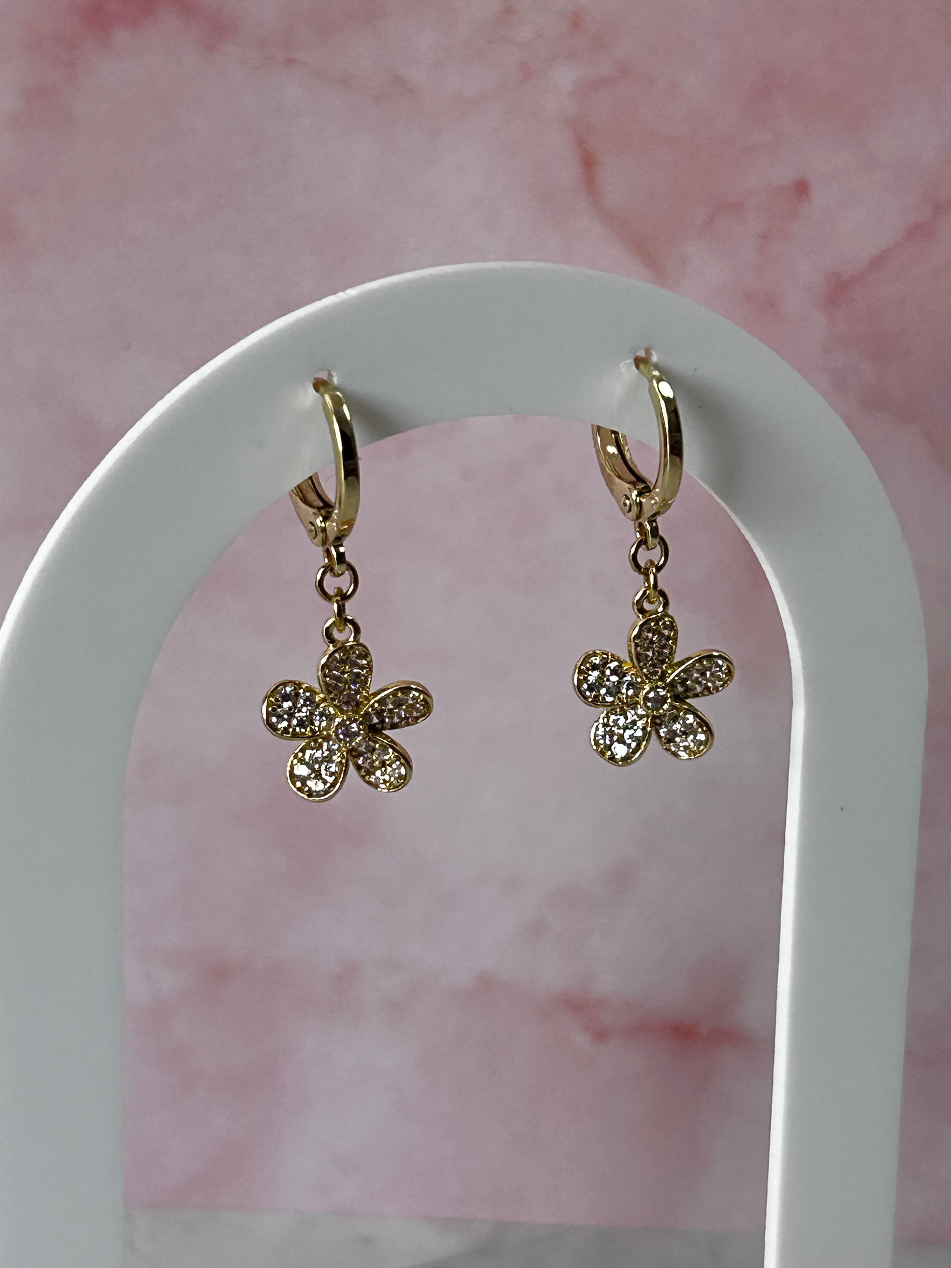 Aretes flor larga