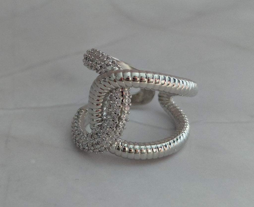 Anillo Enlace Brillante Plateado